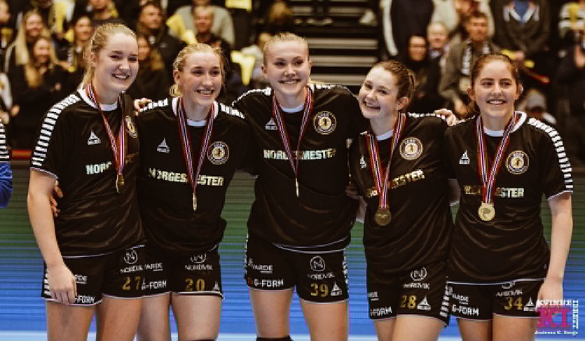 Foto: Kvinneidrett, Andreas K Berge